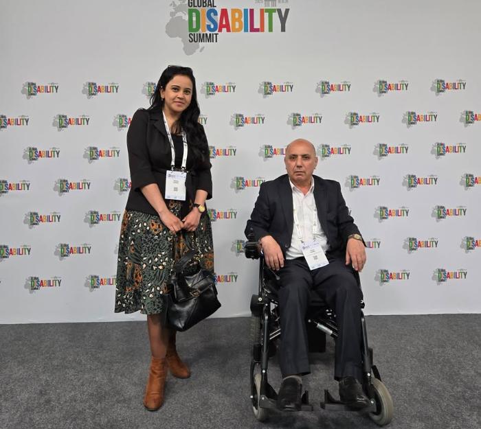 Nədimə Rəhimli Əlil Təşkilatları İttifaqının prezidenti Davud Rəhimli ilə birgə Berlində əlillik məsələləri ilə məşğul olan təşkilatların Qlobal Vətəndaş Cəmiyyəti Forumunda iştirak etdi